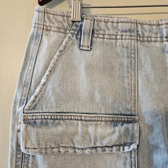 Zara Light Wash Denim Cargo Mini Casual Boho Pockets Skirt Size Large. - Picture 8 of 14